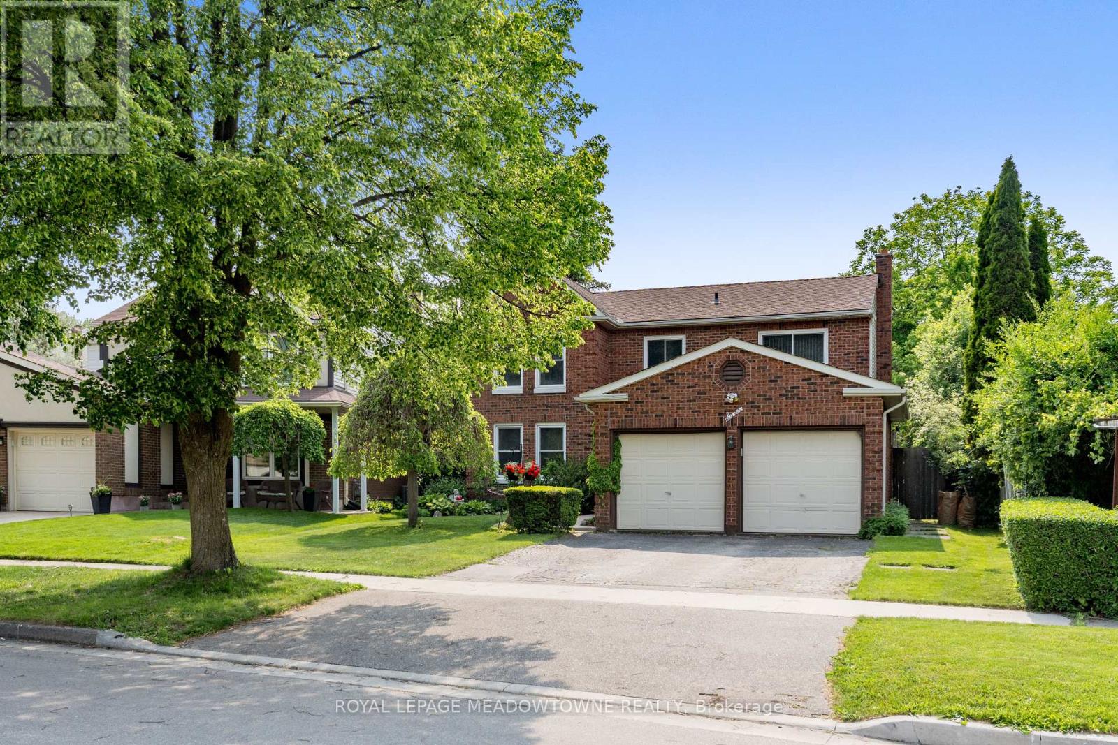7 Deerwood Crescent, Kitchener, Ontario  N2N 1R4 - Photo 1 - X12201411