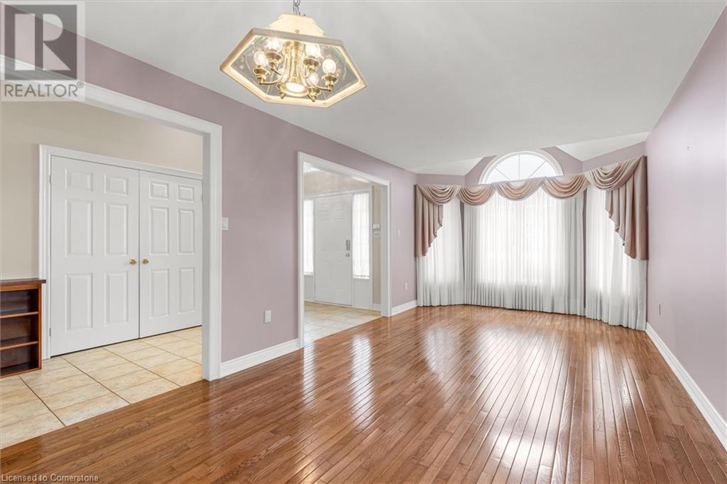 66 Chelmsford Place, Hamilton, Ontario  L8H 7T3 - Photo 5 - 40737611