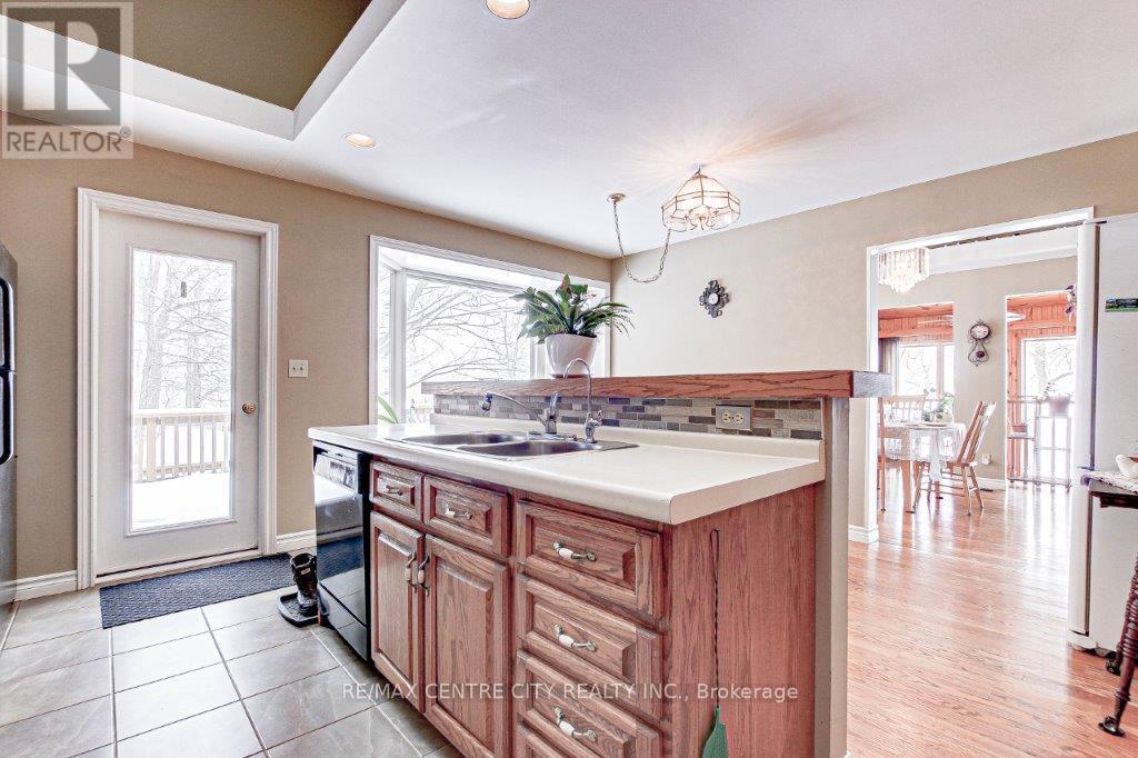 34639 Third Line, Southwold, Ontario  N0L 2G0 - Photo 21 - X11976561