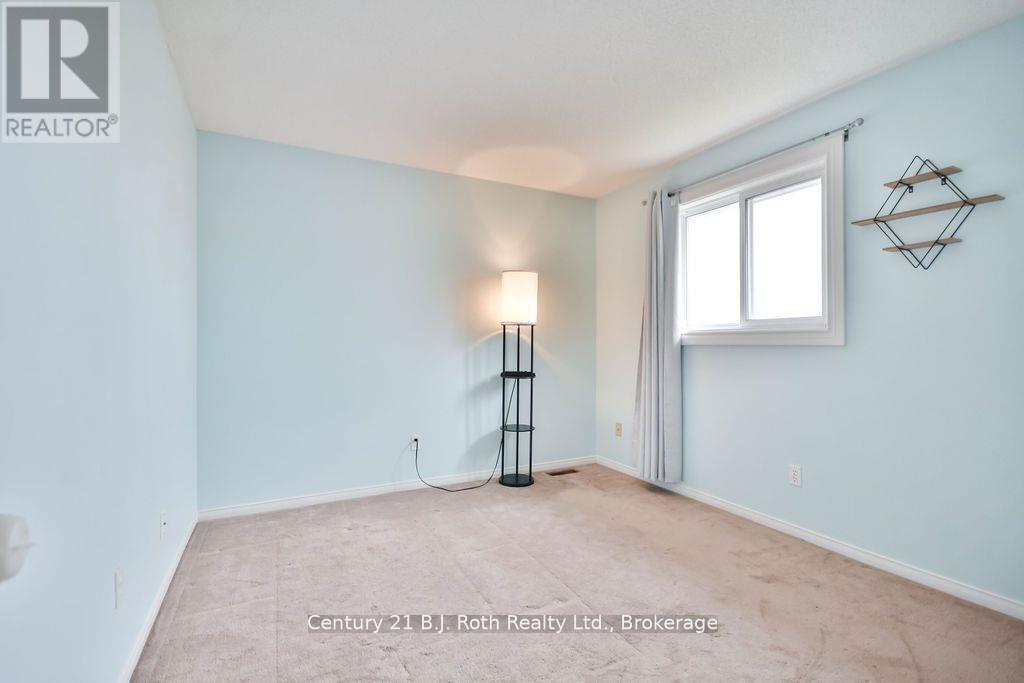342 Cundles Road W, Barrie, Ontario L4N 7C8 - Photo 23 - S12201425