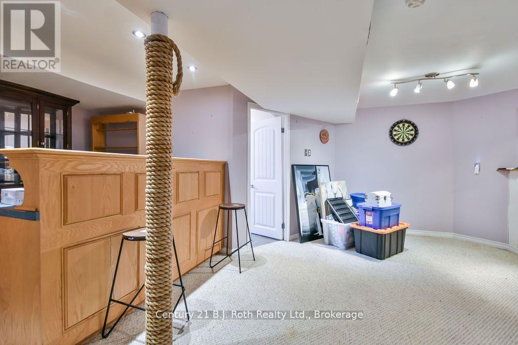 342 Cundles Road W, Barrie, Ontario L4N 7C8 - Photo 37 - S12201425