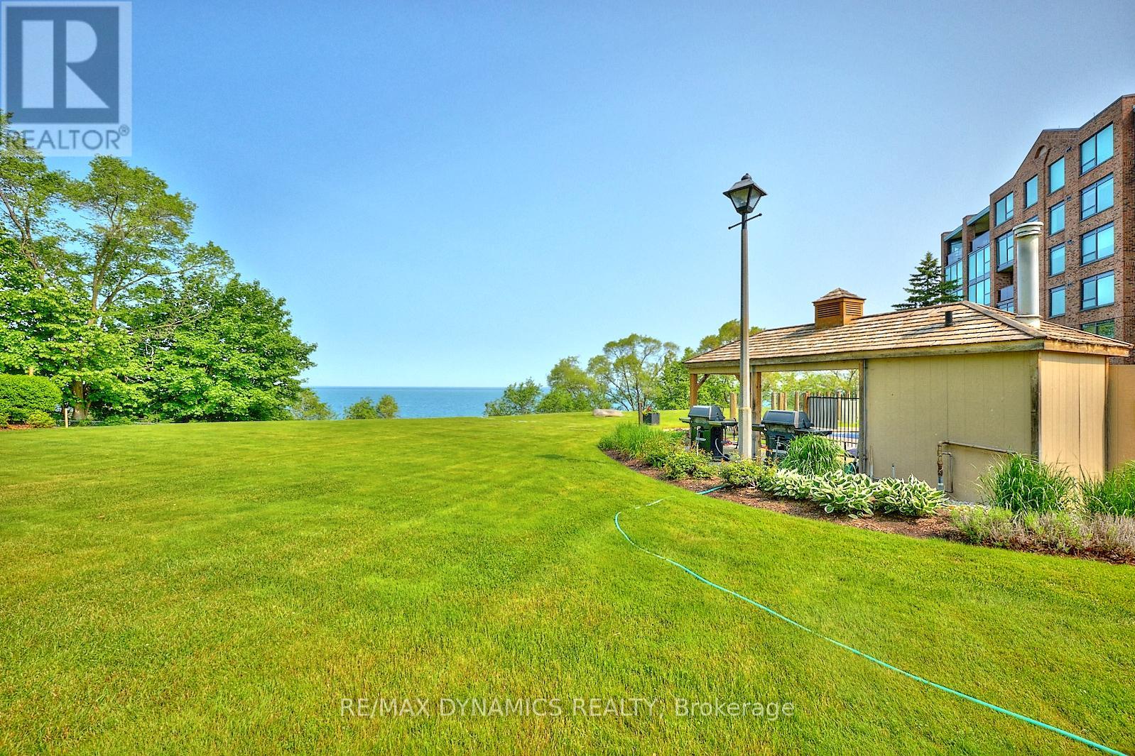 1504 - 701 Geneva Street, St. Catharines, Ontario  L2N 7H9 - Photo 6 - X12201390
