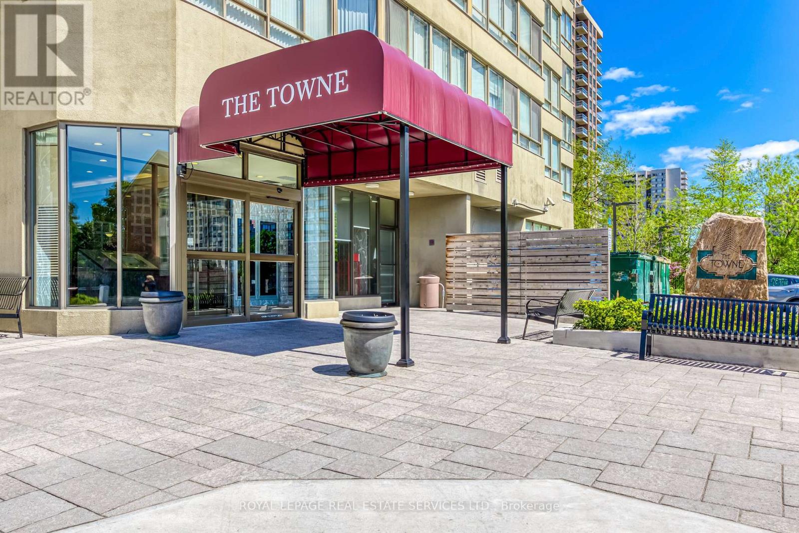 2111 - 3605 Kariya Drive, Mississauga, Ontario  L5B 3J4 - Photo 2 - W12197781