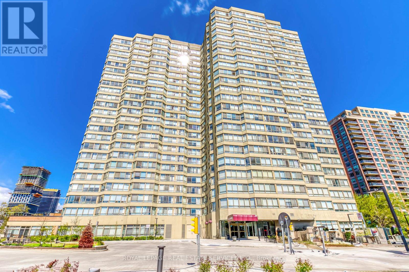 2111 - 3605 Kariya Drive, Mississauga, Ontario  L5B 3J4 - Photo 3 - W12197781