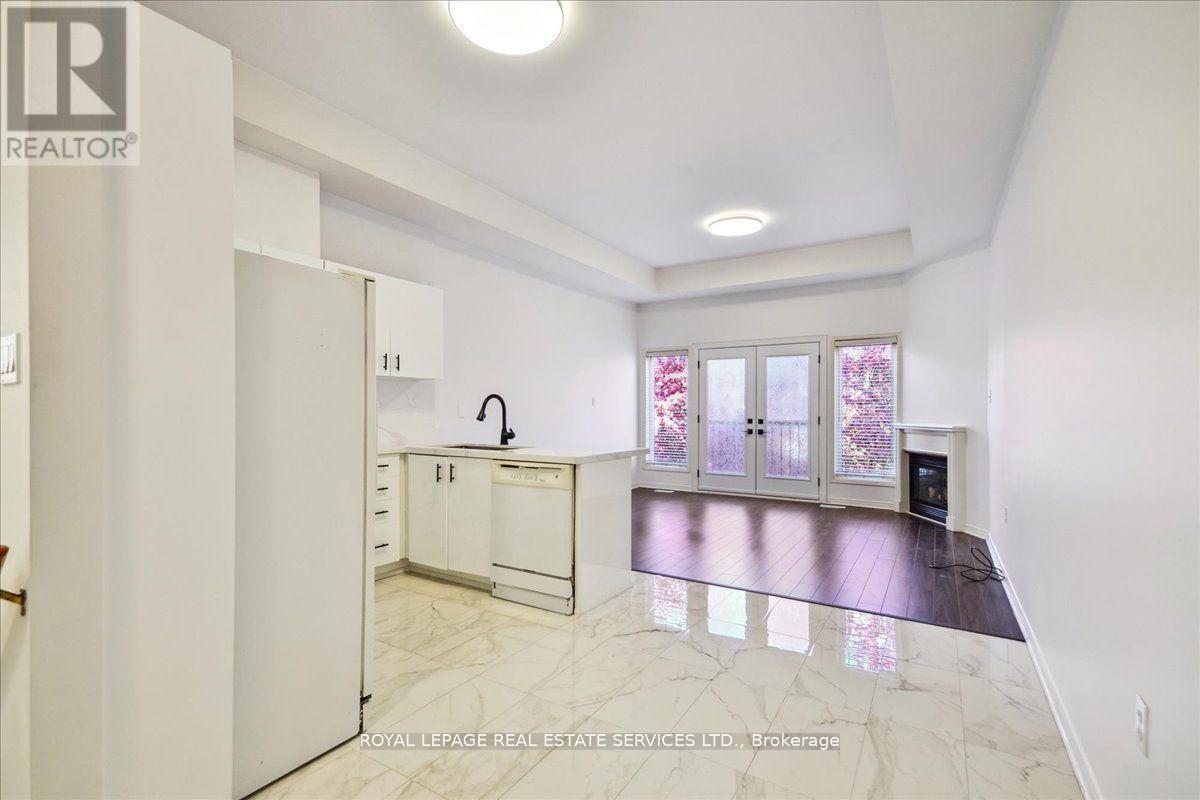 3302 Pinto Place, Mississauga, Ontario  L5B 1V7 - Photo 9 - W12160329