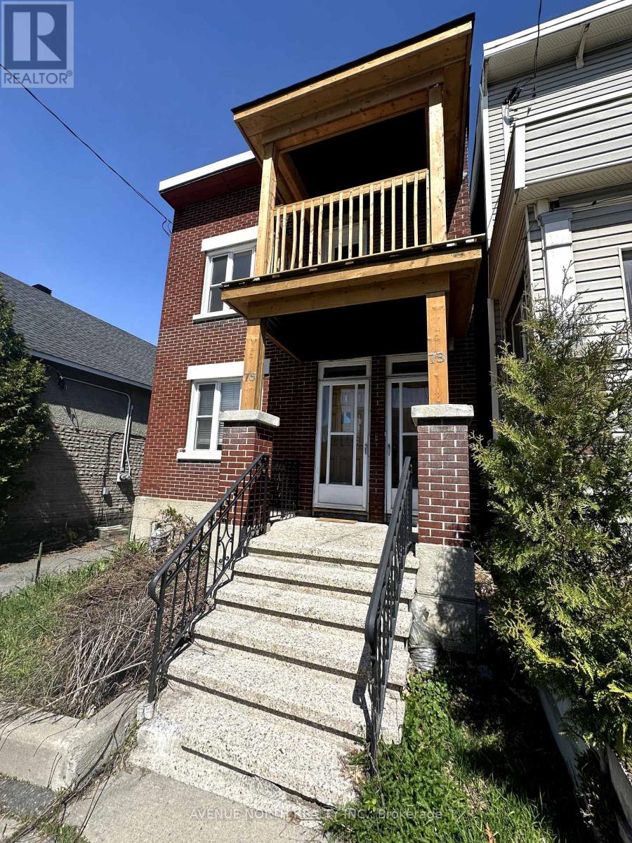 73 Poplar Street, Ottawa, Ontario  K1R 6V3 - Photo 2 - X12201424