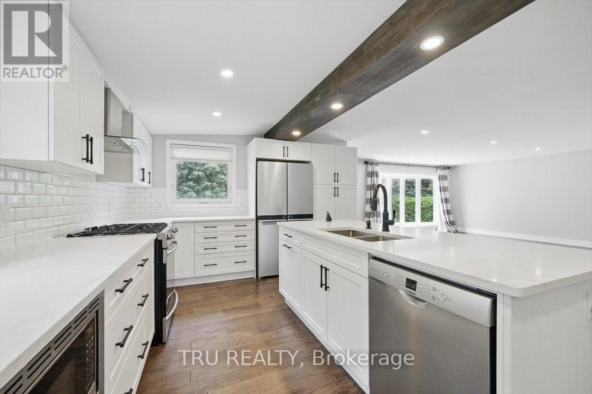 2114 Balharrie Avenue, Ottawa, Ontario  K1G 1G5 - Photo 11 - X12201428