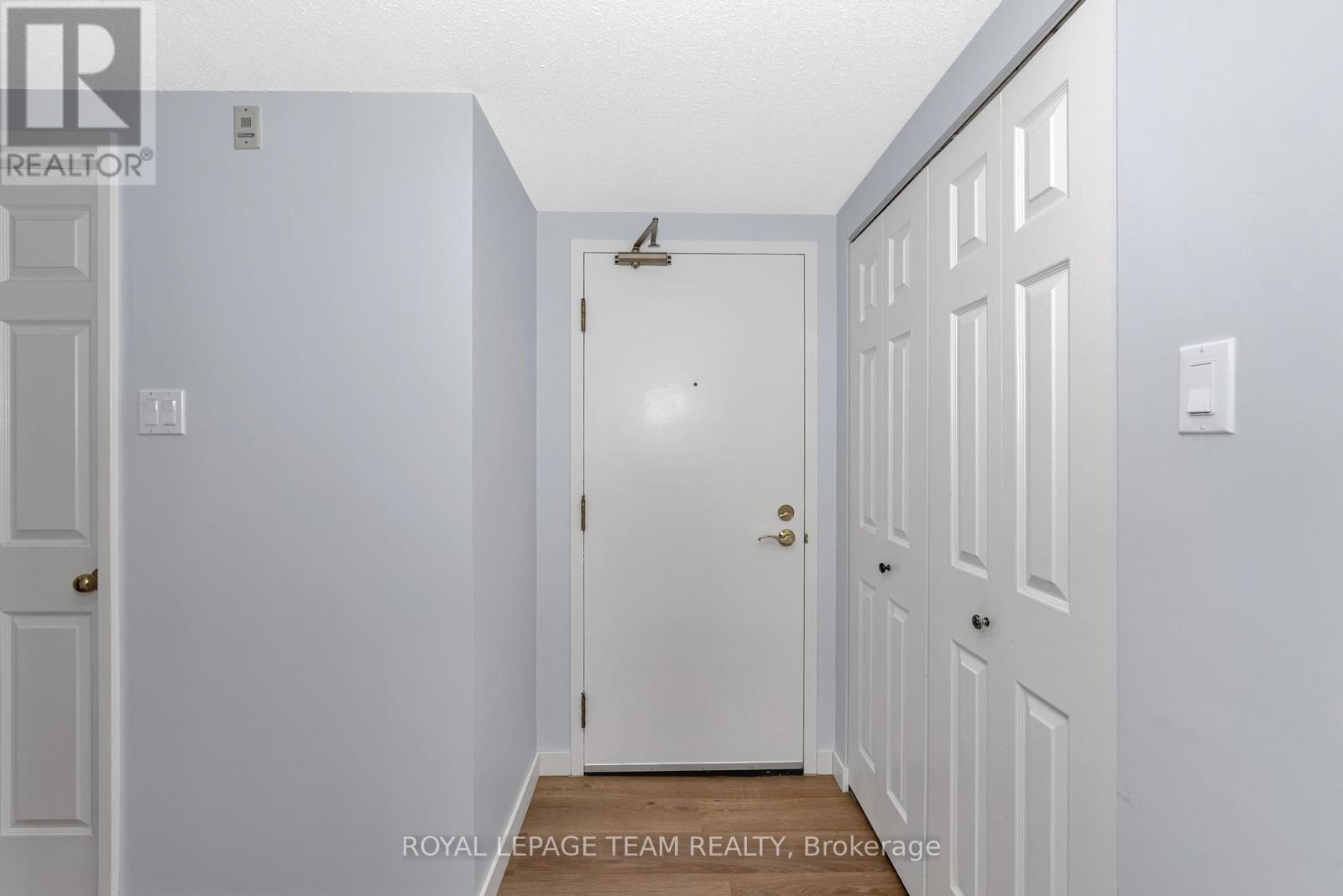 904 - 215 Parkdale Avenue, Ottawa, Ontario  K1Y 4T8 - Photo 6 - X12201430