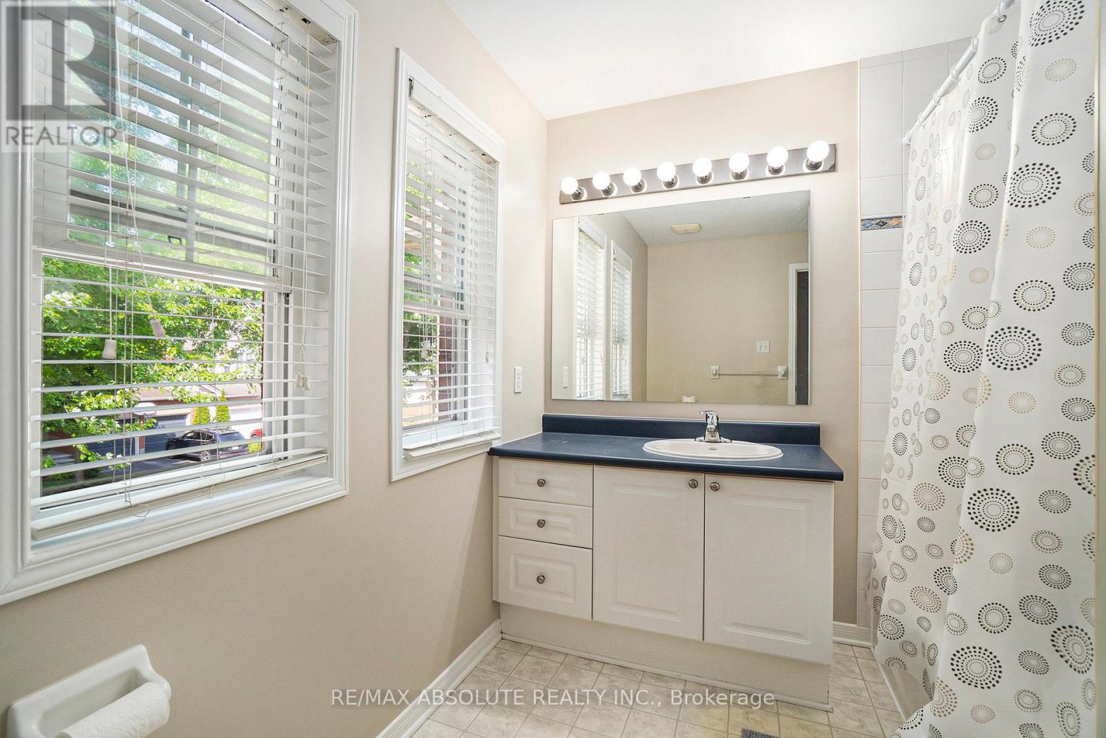 144 Lamplighters Drive, Ottawa, Ontario  K2J 0C1 - Photo 13 - X12201495