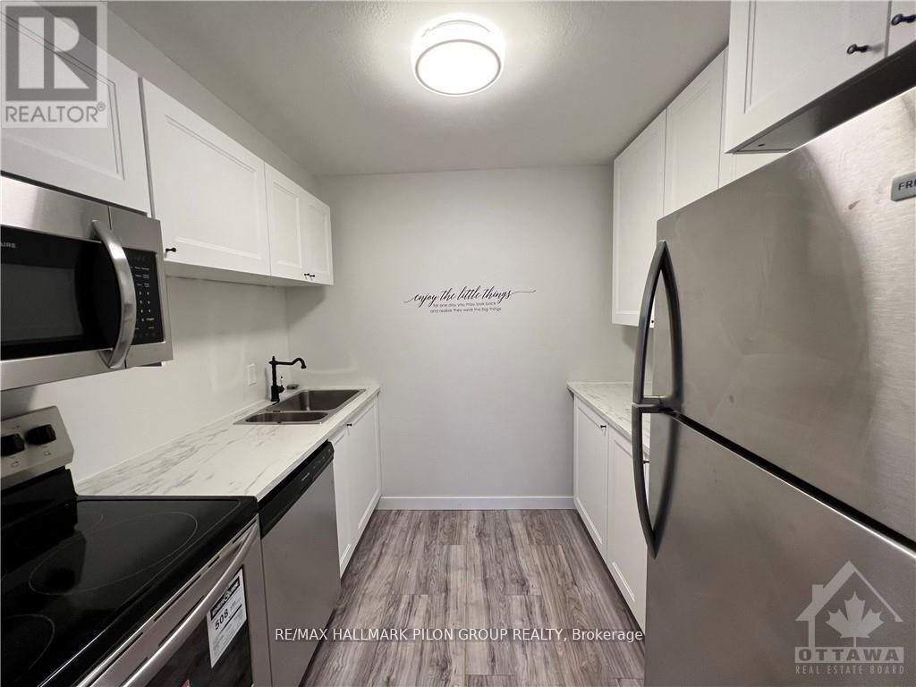 1504 - 475 Laurier Avenue W, Ottawa, Ontario  K1R 7X1 - Photo 4 - X12201500