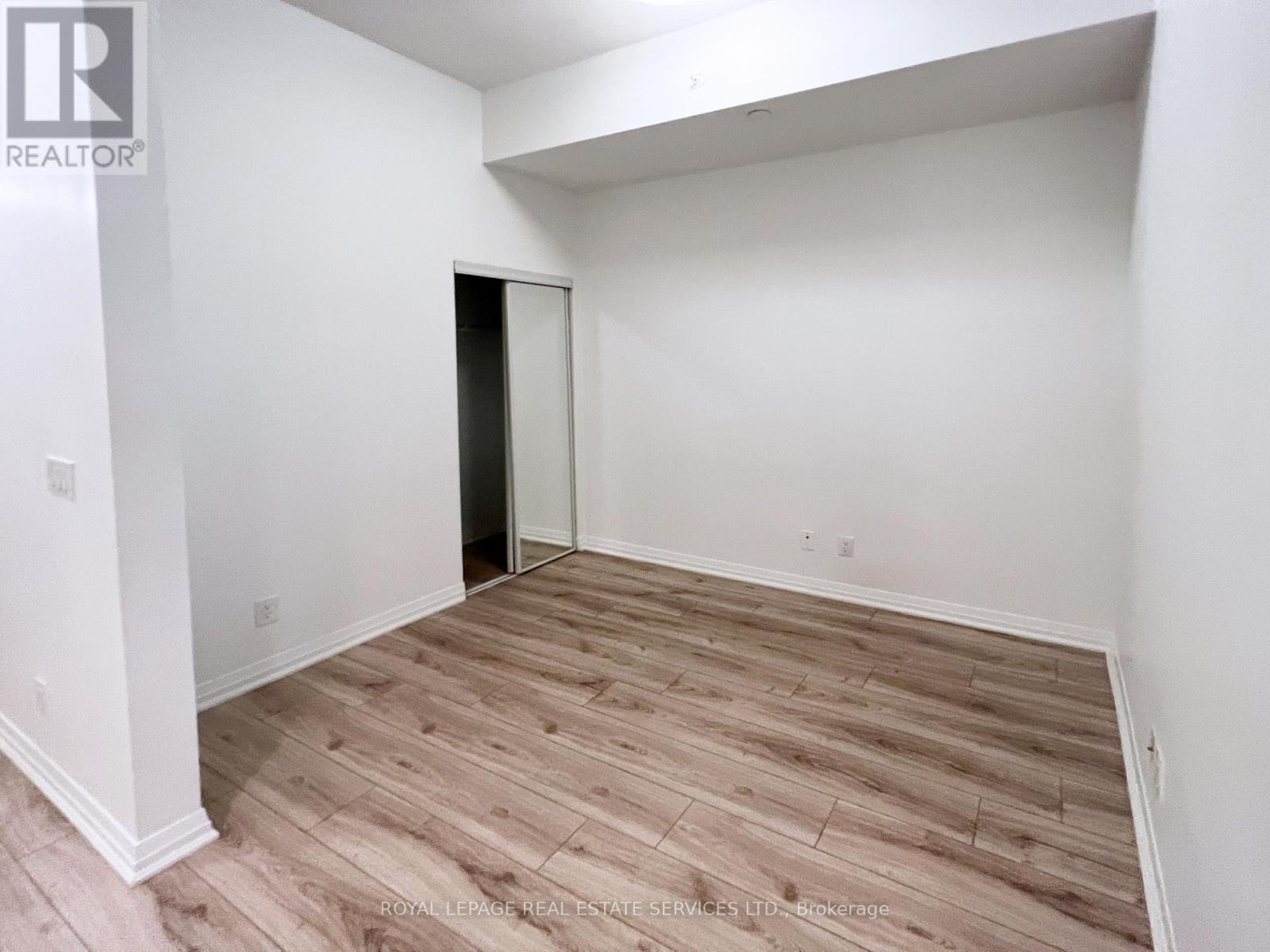 213 - 8 Mercer Street, Toronto, Ontario  M5V 0C4 - Photo 12 - C12201444