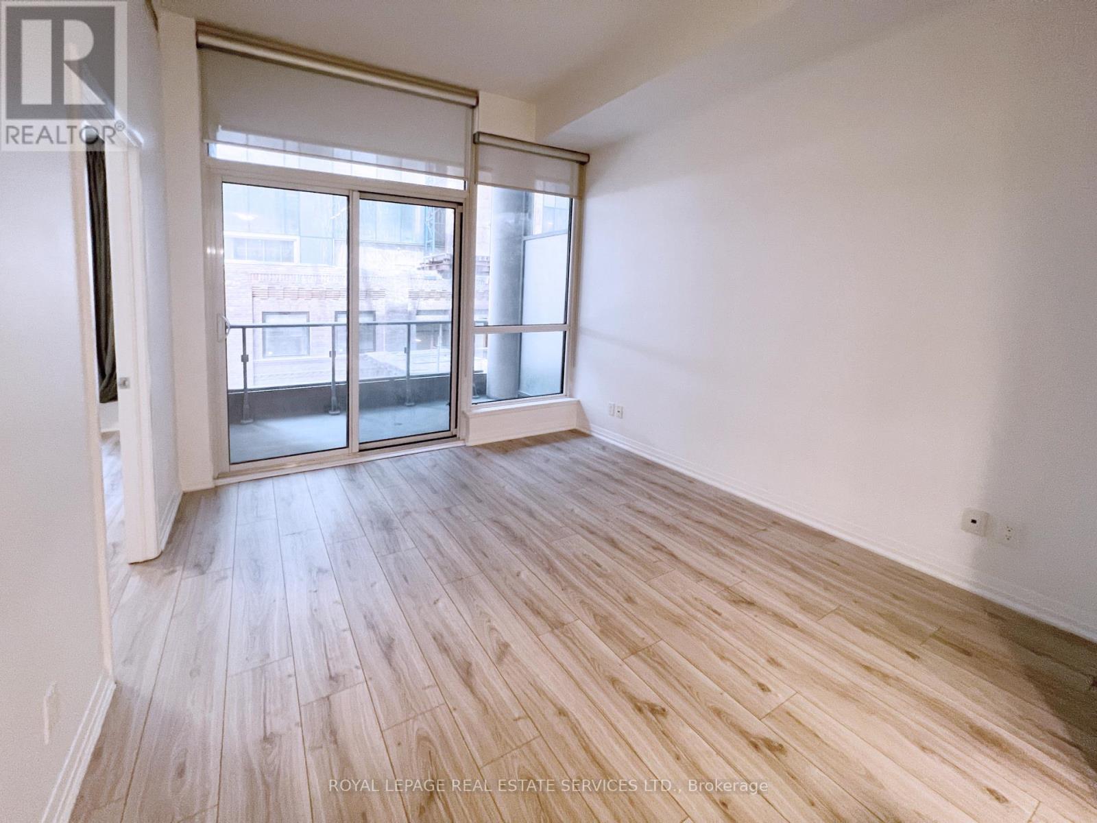 213 - 8 Mercer Street, Toronto, Ontario  M5V 0C4 - Photo 3 - C12201444