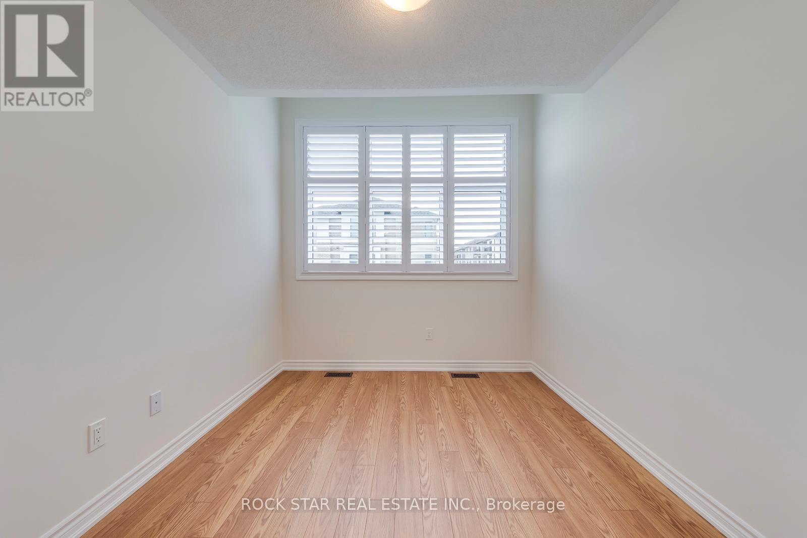 268 Okanagan Path, Oshawa (Donevan), Ontario  L1H 0A7 - Photo 23 - E12201446