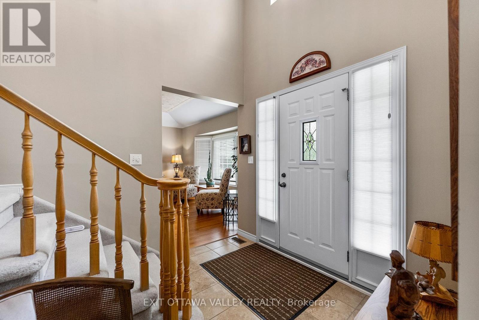 127 Owens Street, Pembroke, Ontario  K8A 8K1 - Photo 4 - X12201445