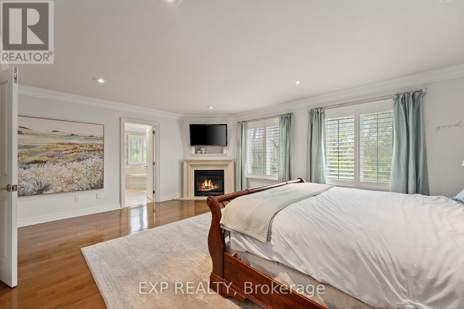 112 Tyler Street, Aurora (Aurora Village), Ontario  L4G 2N3 - Photo 29 - N12201458