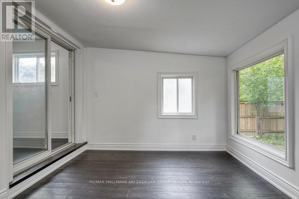 402 Centre Street E, Richmond Hill, Ontario  L4C 1B7 - Photo 20 - N12201492