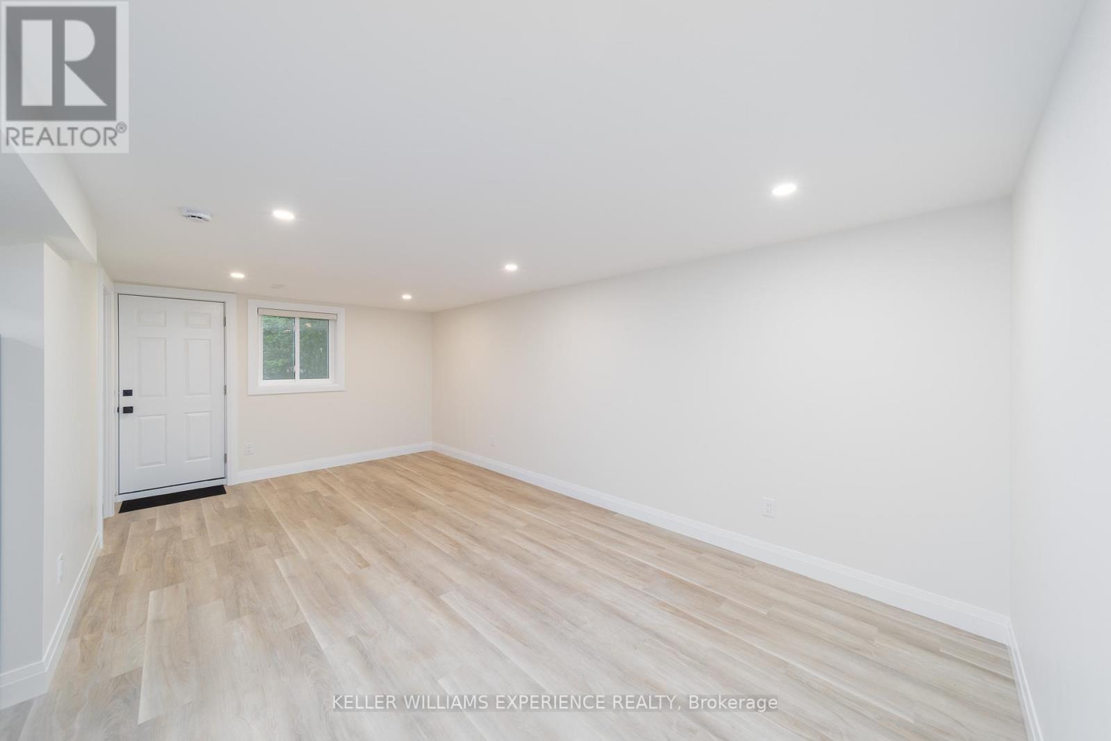 14 Ashdale Court, Barrie, Ontario  L4M 5B5 - Photo 24 - S12201483
