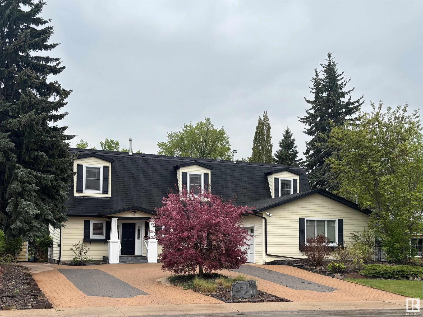 Property at 63 Fairway DR NW image 5