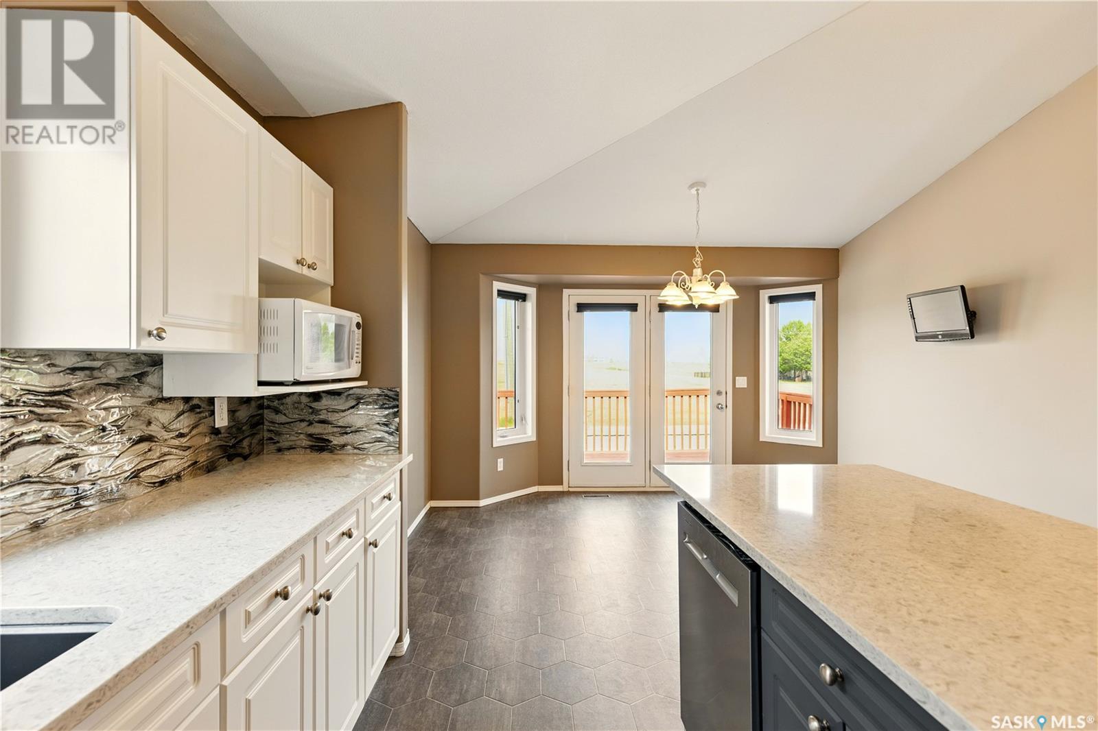507 Buckwold Cove, Saskatoon, Saskatchewan  S7N 4W1 - Photo 13 - SK008397