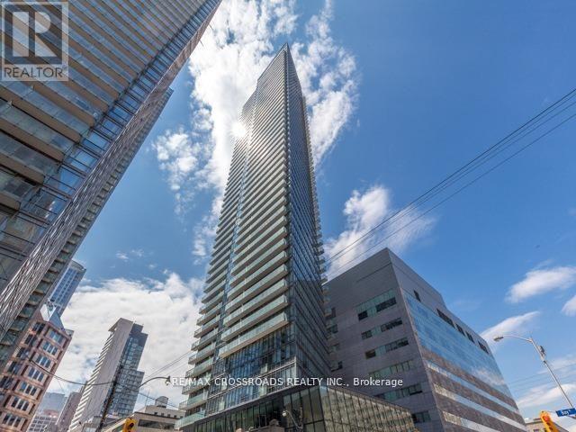 1908 - 832 BAY STREET, Toronto, Ontario
