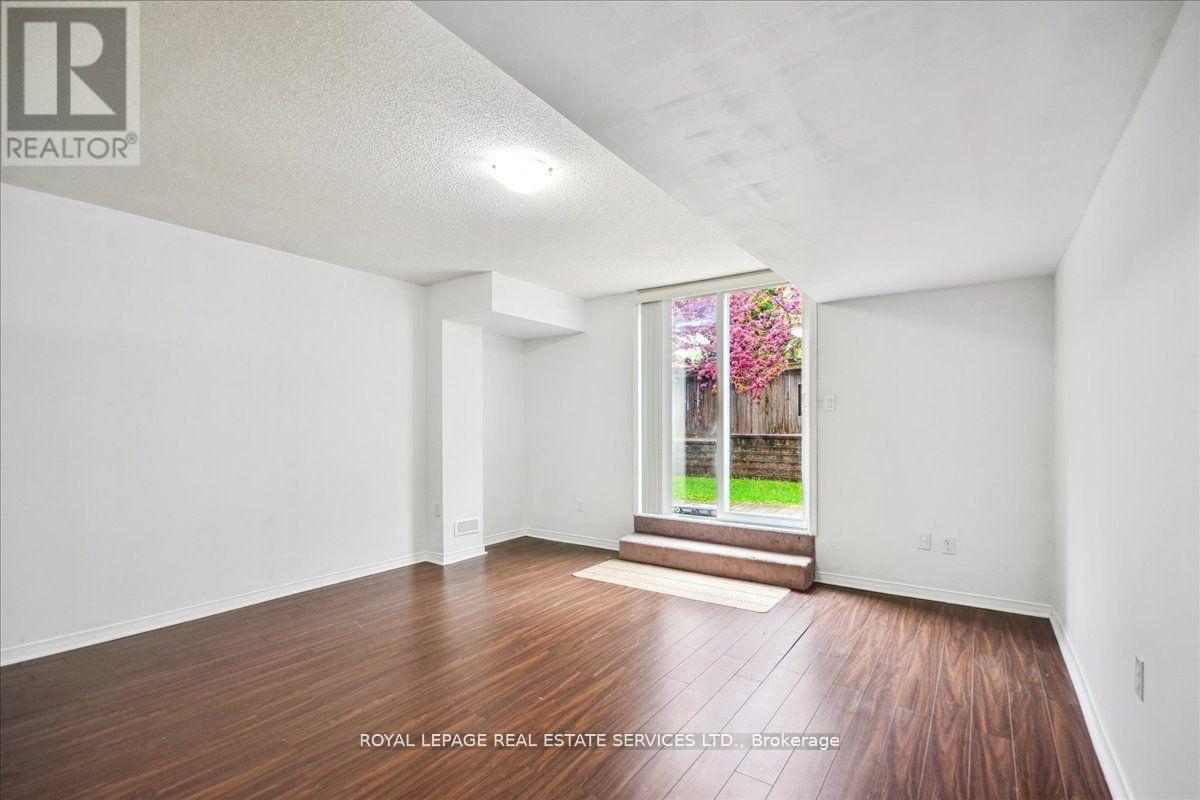 3302 Pinto Place, Mississauga, Ontario  L5B 1V7 - Photo 30 - W12160329