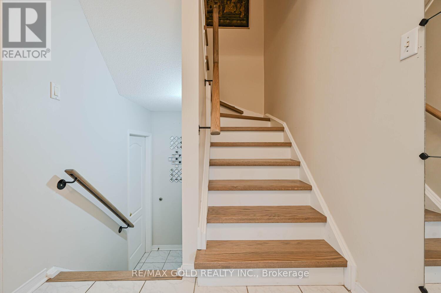 44 Ribbon Drive, Brampton, Ontario  L6R 2C5 - Photo 17 - W12200508