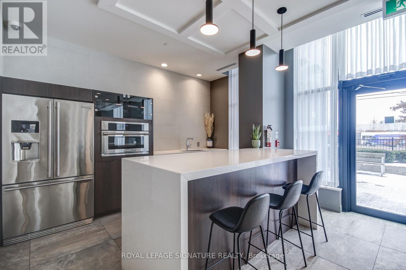1810 - 2550 Eglinton Avenue W, Mississauga, Ontario  L5M 0Y2 - Photo 7 - W12201471