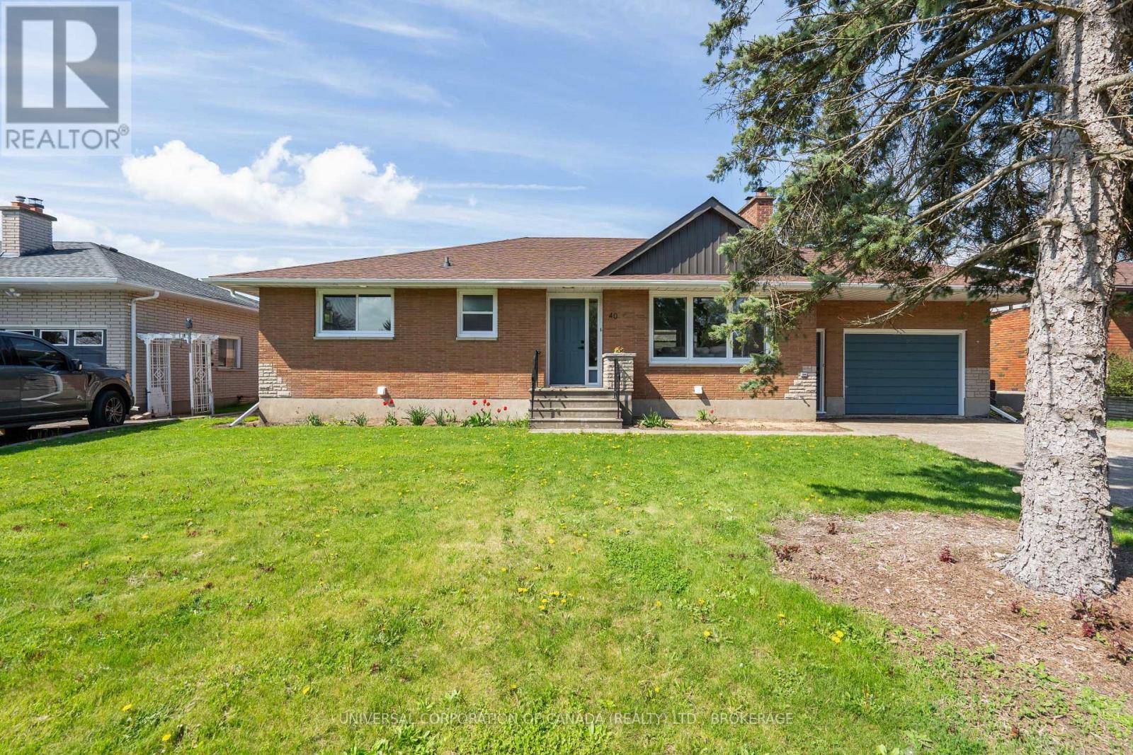 40 Fath Avenue, Aylmer, Ontario  N5H 1V8 - Photo 2 - X12134020