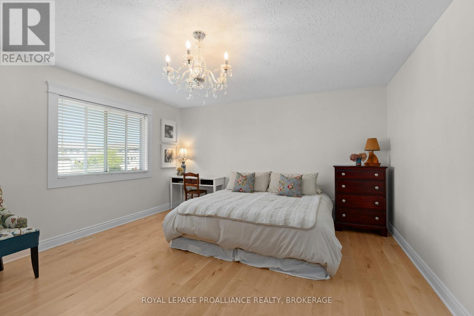 174 Speers Boulevard, Loyalist (Amherstview), Ontario  K7N 1Y7 - Photo 20 - X12201608