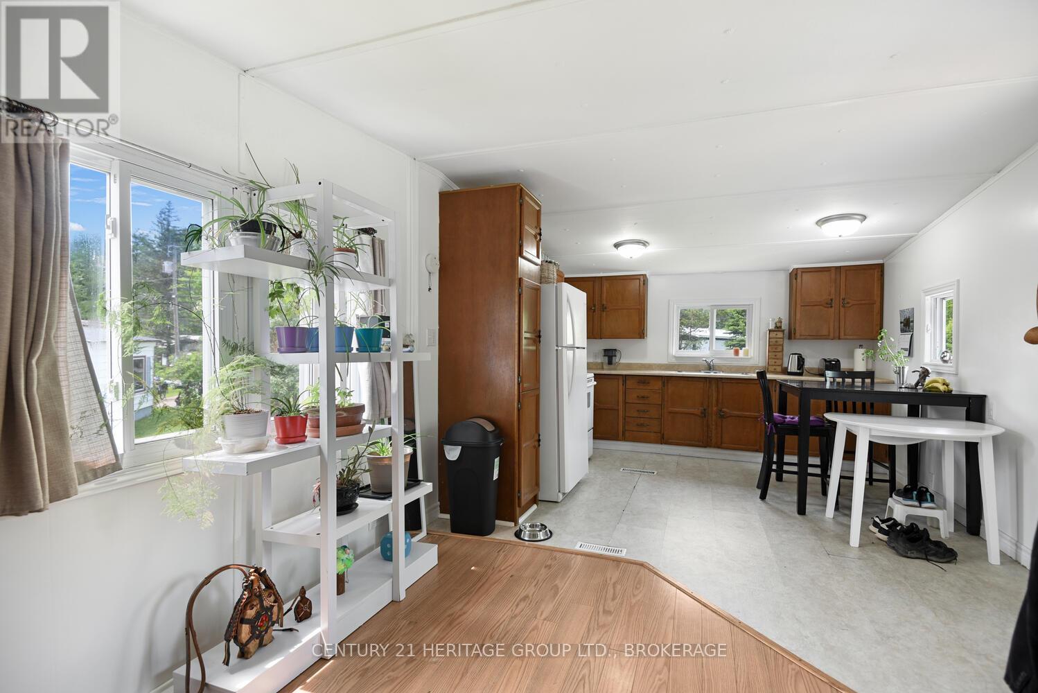 9 Wilson Street, Rideau Lakes, Ontario  K0G 1E0 - Photo 3 - X12201748