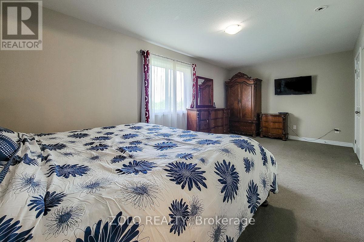 19 - 60 Canterbury Drive, St. Catharines (Oakdale), Ontario  L2P 3M8 - Photo 24 - X12201460