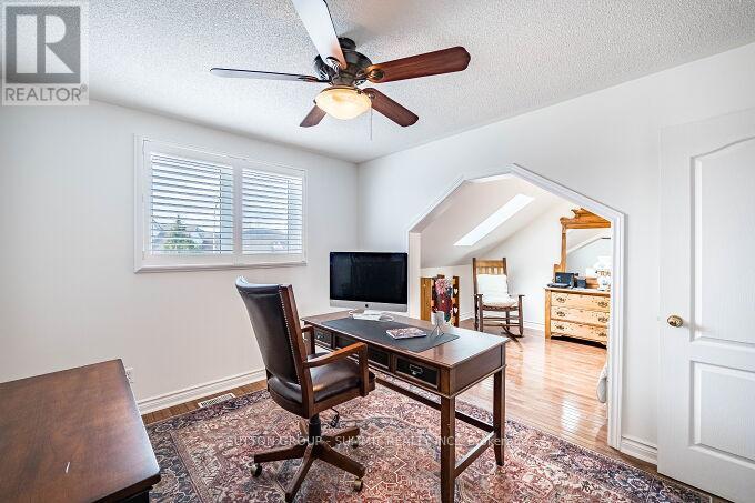 42 Morrison Crescent, Grimsby, Ontario  L3M 5K4 - Photo 20 - X12201474