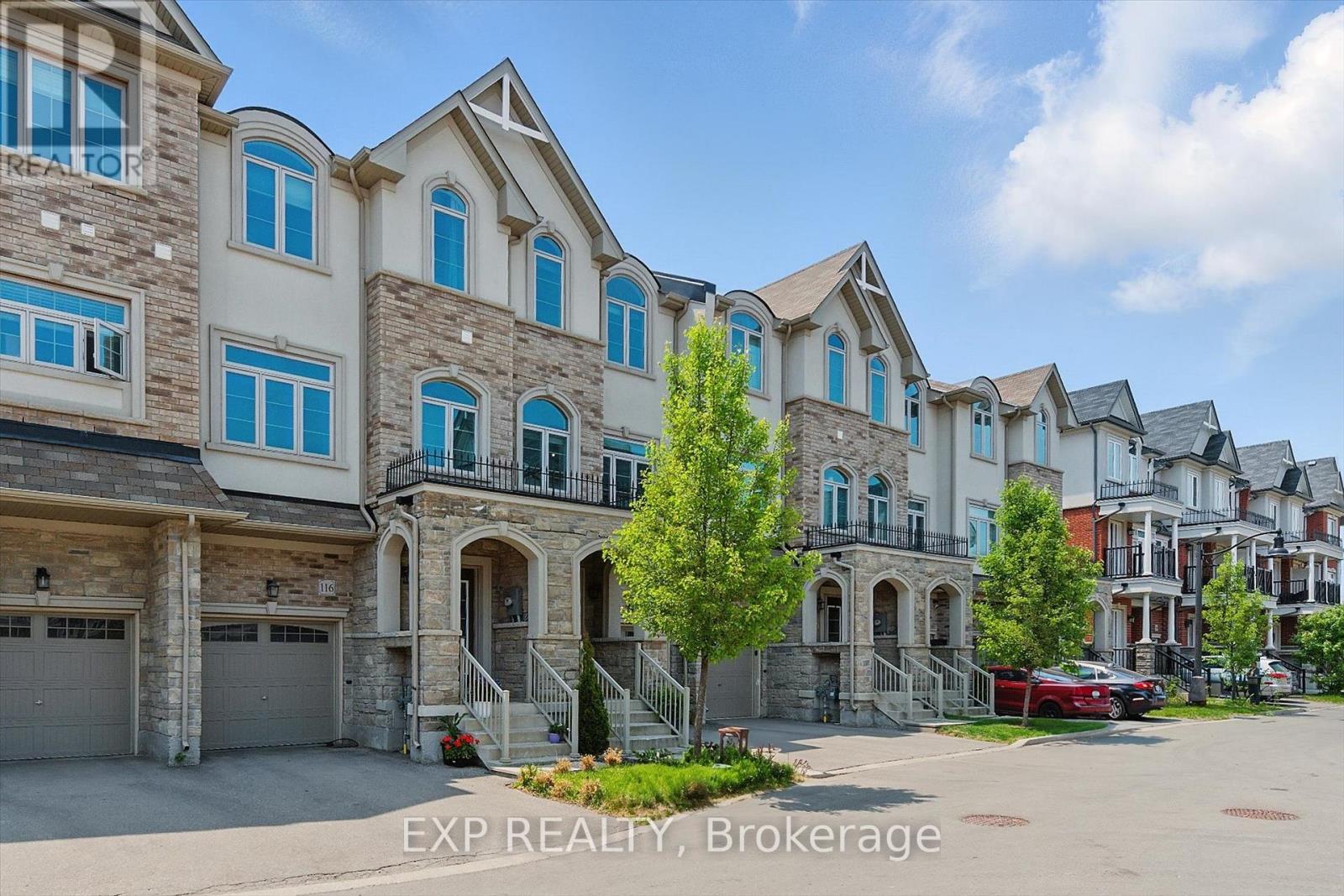 114 Borers Creek Circle, Hamilton, Ontario  L8B 1W3 - Photo 3 - X12201478