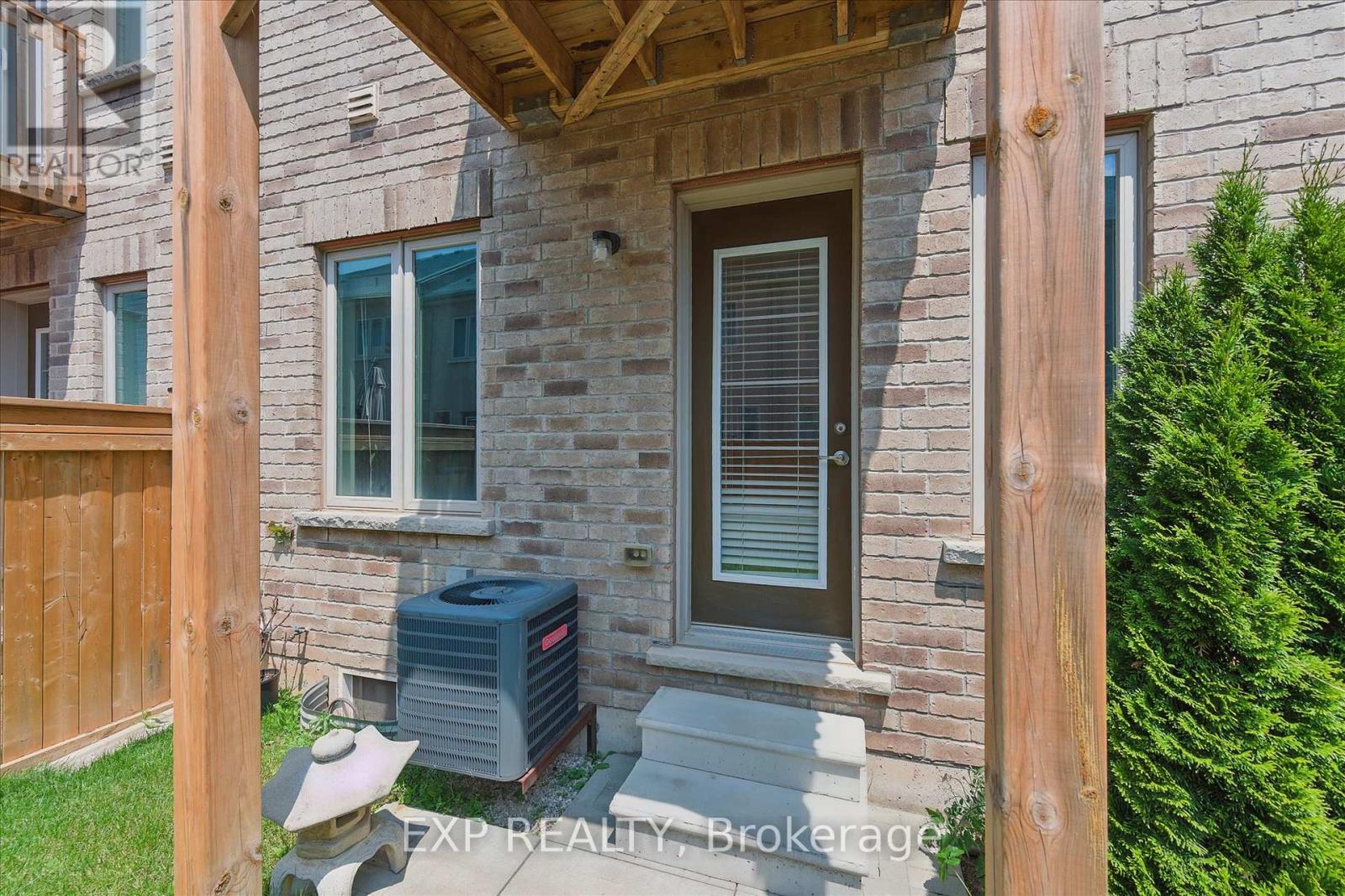 114 Borers Creek Circle, Hamilton, Ontario  L8B 1W3 - Photo 37 - X12201478