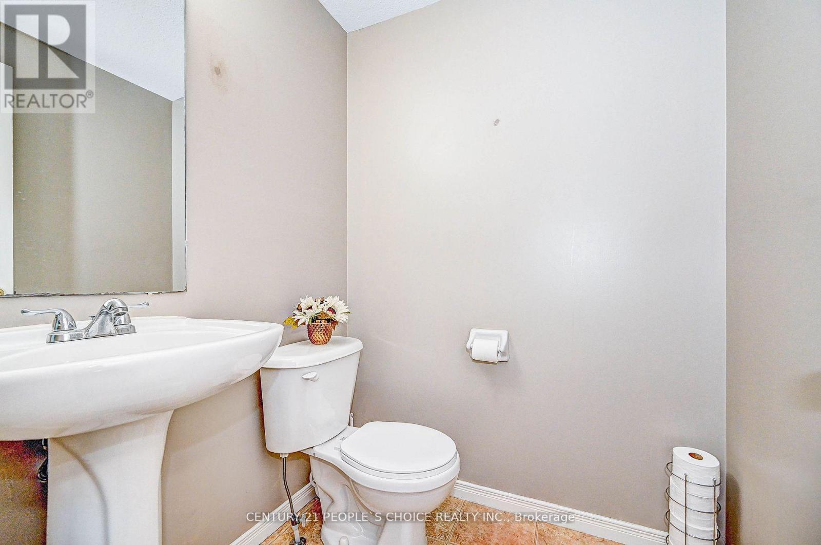 155 Prosperity Drive, Kitchener, Ontario  N2E 4E8 - Photo 14 - X12201487