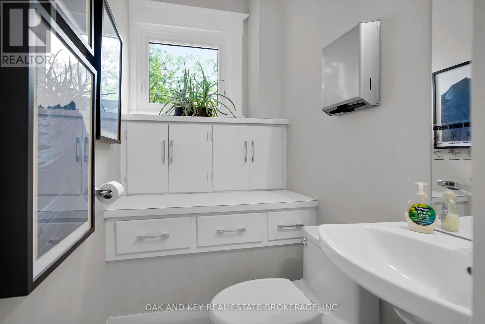 2424 Main Street, London South, Ontario  N6P 1R2 - Photo 11 - X12201620