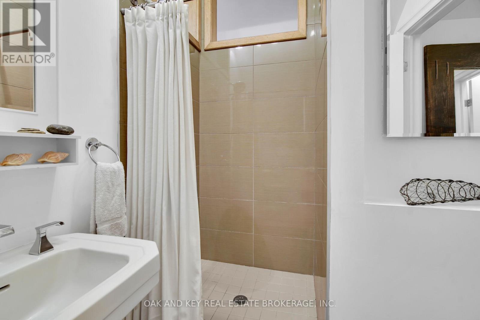 2424 Main Street, London South, Ontario  N6P 1R2 - Photo 21 - X12201620