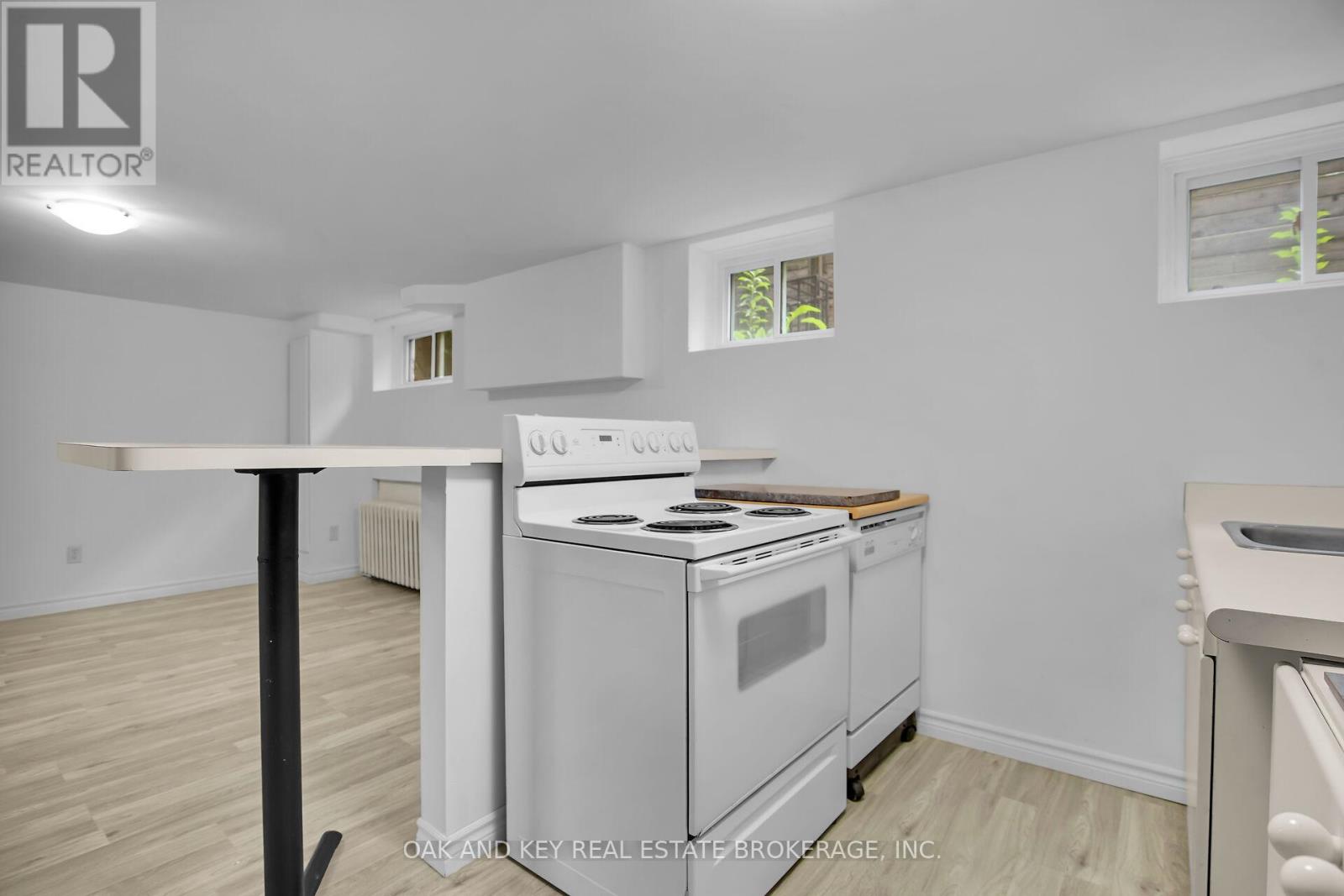 2424 Main Street, London South, Ontario  N6P 1R2 - Photo 23 - X12201620
