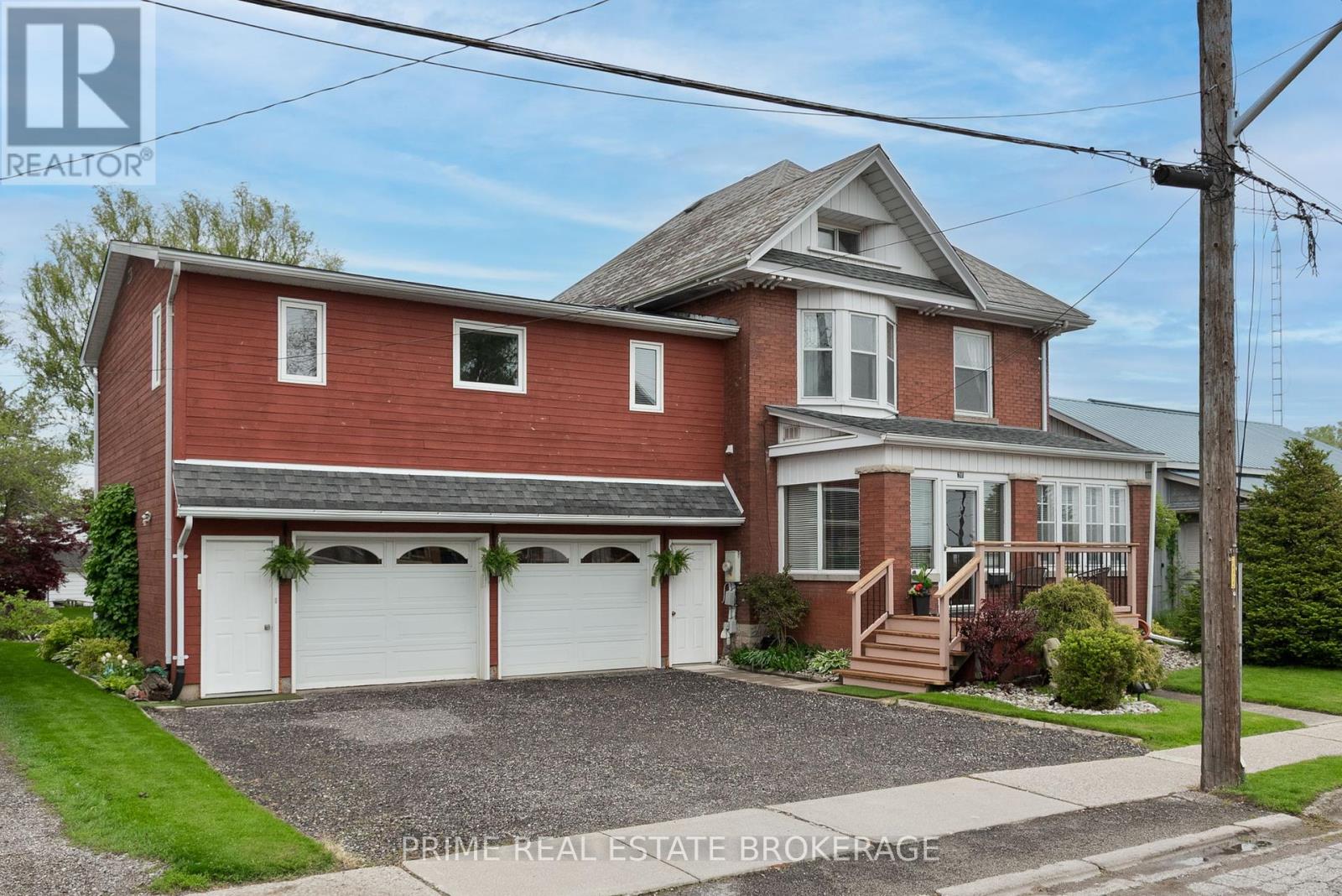 Property at 311 SMITH STREET image 2