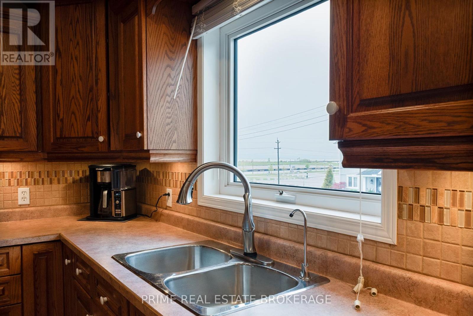 311 Smith Street, Central Elgin, Ontario  N5L 1C7 - Photo 23 - X12201670
