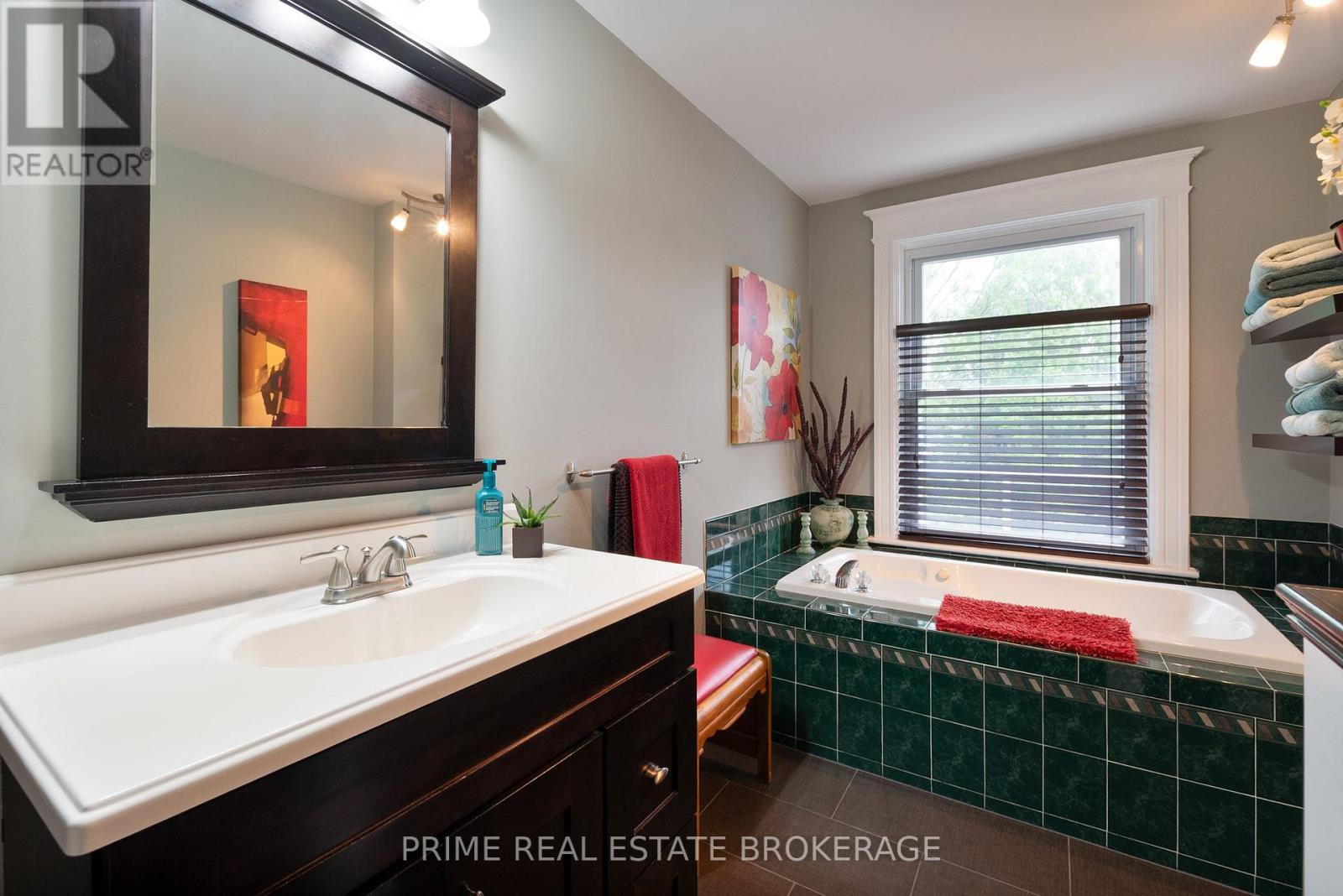 311 Smith Street, Central Elgin, Ontario  N5L 1C7 - Photo 34 - X12201670
