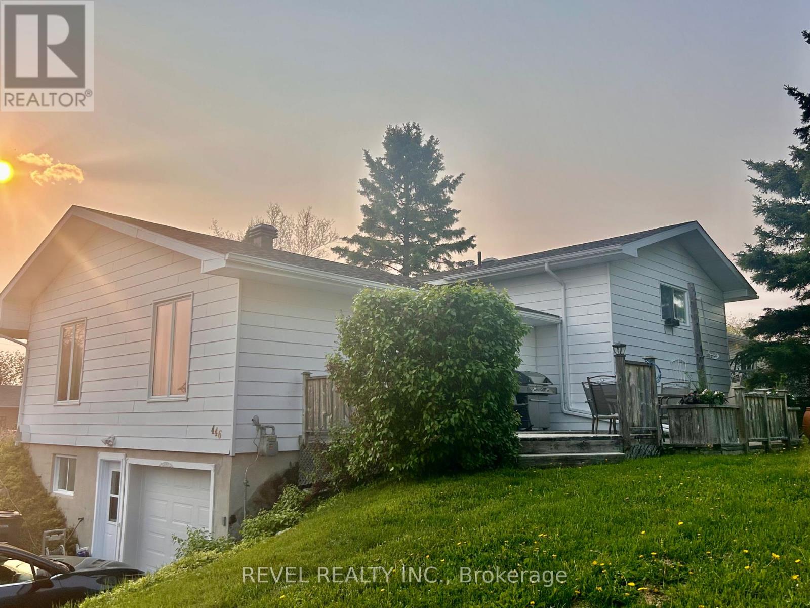 446 Eleventh Avenue, Cochrane, Ontario  P0L 1C0 - Photo 2 - T12201548