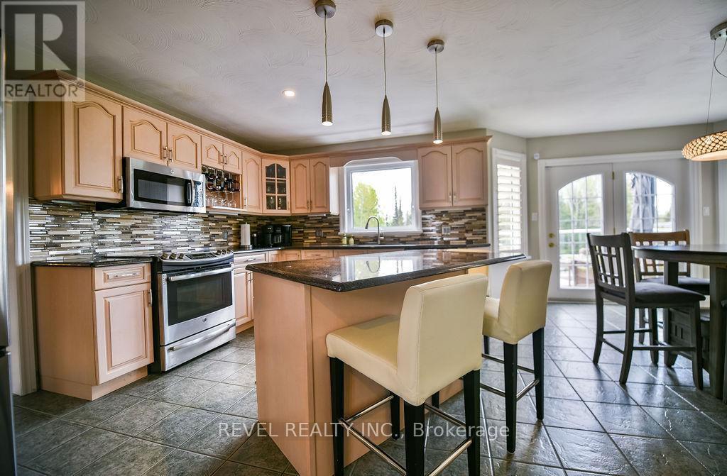 367 Bonaventure Drive, Timmins, Ontario  P4R 1L5 - Photo 8 - T12201650