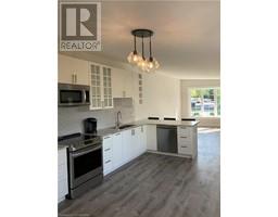 1135 TAVISTOCK Drive, Burlington, Ontario
