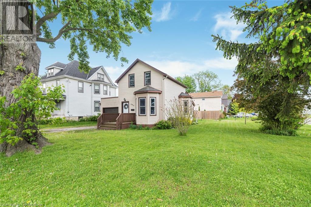 404 ALDER Street E, Dunnville, Ontario