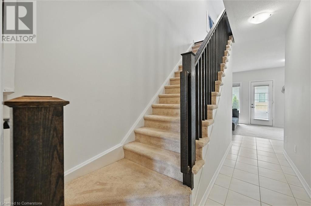 114 Borers Creek Circle, Waterdown, Ontario  L8B 1W3 - Photo 6 - 40737989