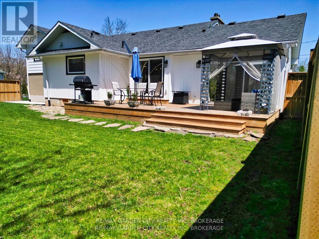 14 Elmridge Drive, St. Catharines (Glendale/glenridge), Ontario  L2T 2A6 - Photo 33 - X12201542