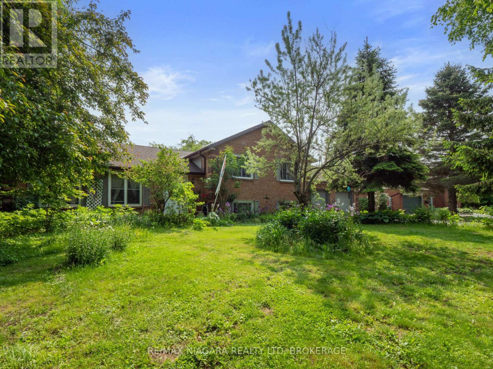 10 Beverly Glen Drive, Hamilton (Orkney), Ontario  L0R 1T0 - Photo 3 - X12201678