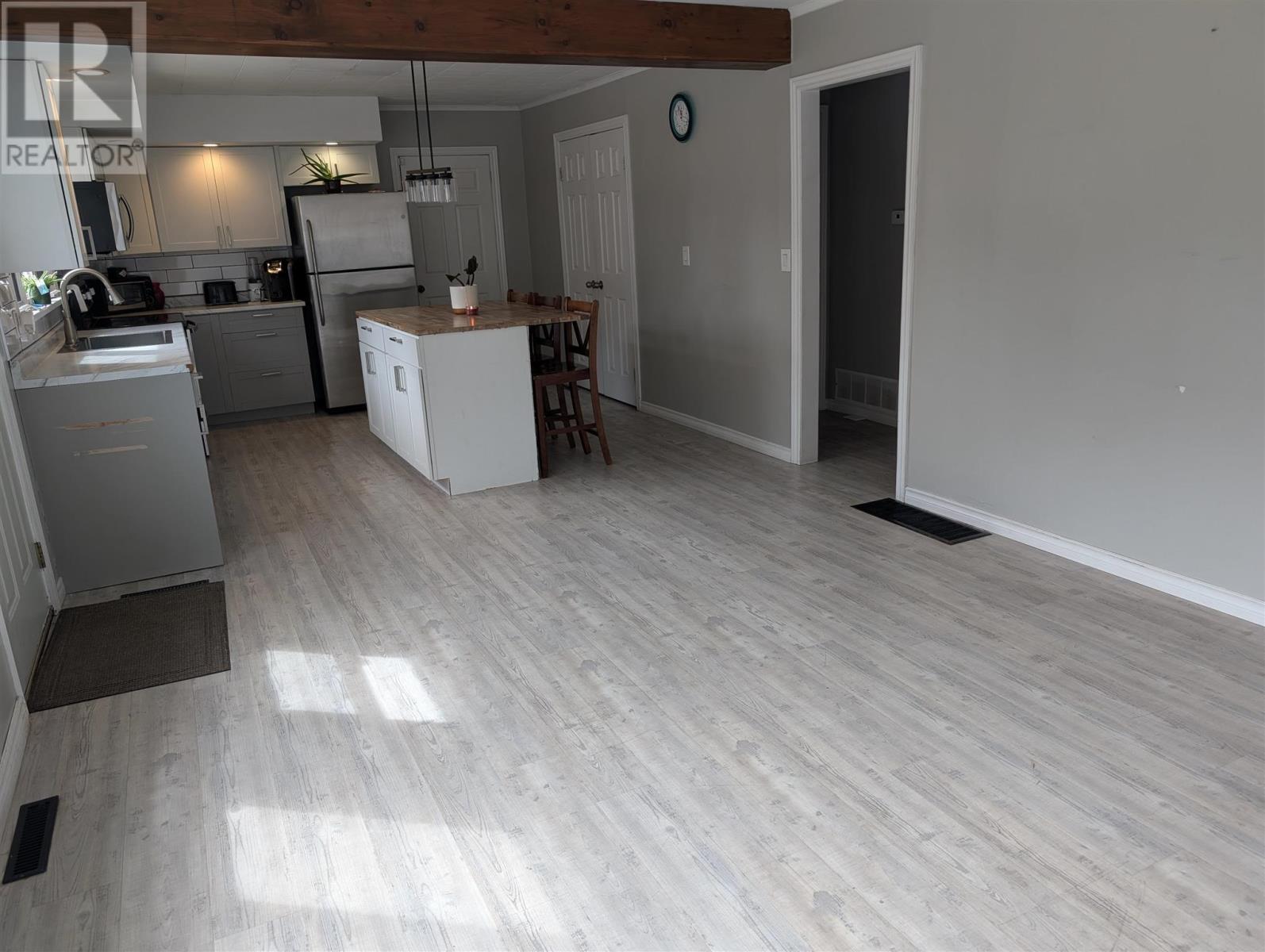 2 Government Lane Rd, Wawa, Ontario  P0S 1K0 - Photo 10 - SM251133