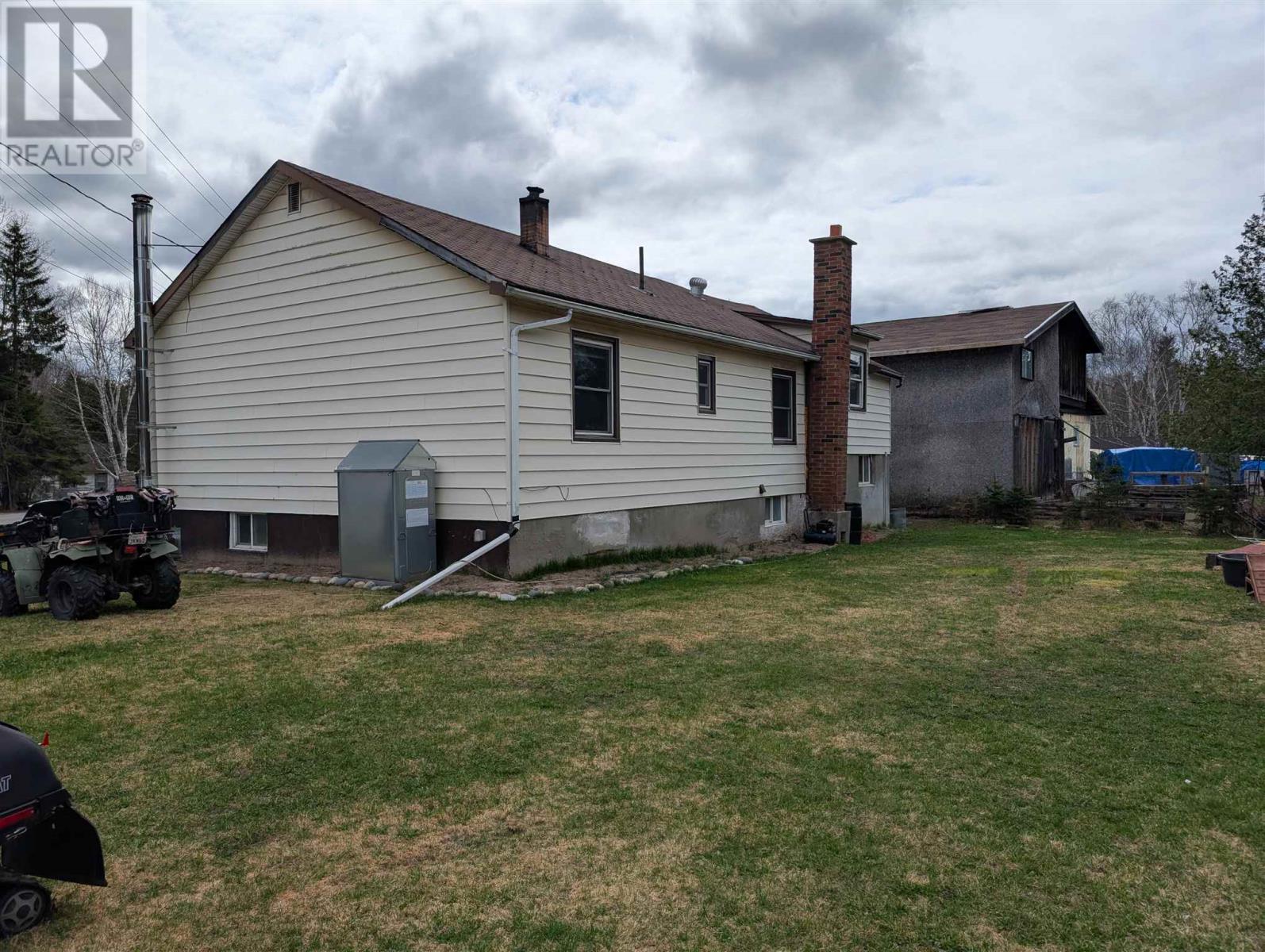 2 Government Lane Rd, Wawa, Ontario  P0S 1K0 - Photo 3 - SM251133